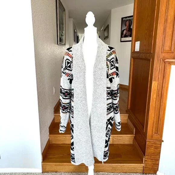 Anthropologie Northern Angel Rainbow Grey Aztec Duster Cardigan - Picture 14 of 15